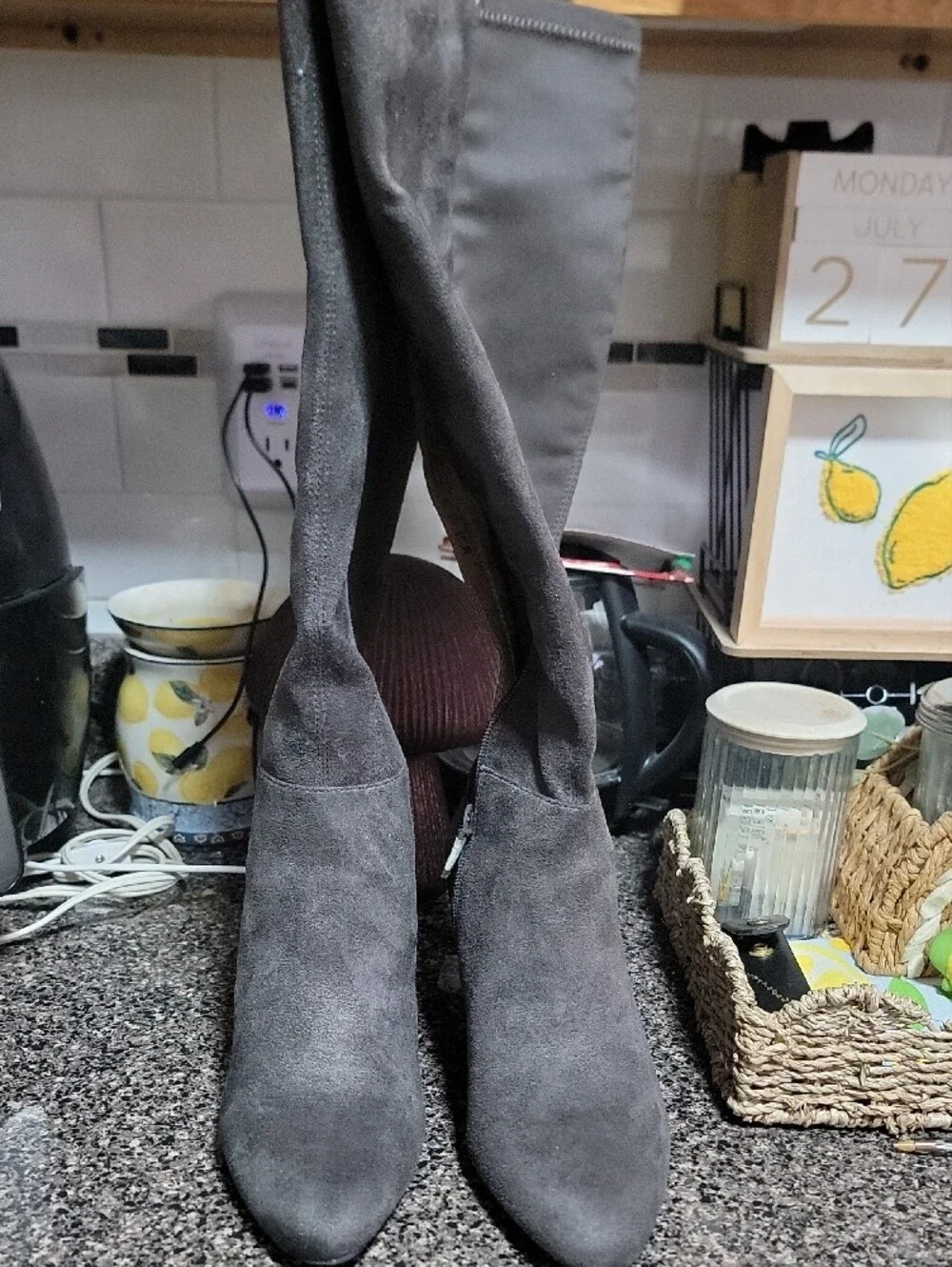 Life Stride Women’s Gray Gracie Knee-High Suede Boots Size 9M
